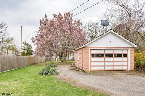 70 Van Duyne Ave, Wayne, NJ 07470 photo 3