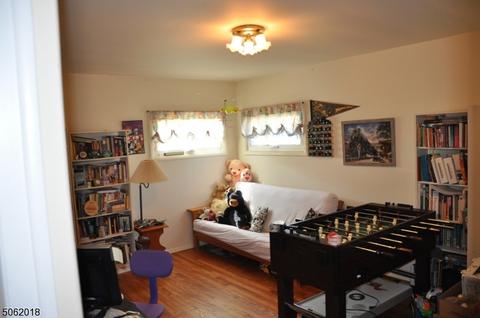 28 Joseph Pl, Wayne, NJ 07470 photo 5
