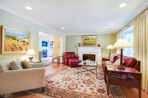 4 Tower Dr, Springfield, NJ 07081 photo 1
