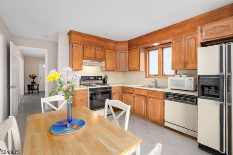 14 Hughes Pl, Summit, NJ 07901 photo 8