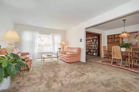 32 Ashburn Rd, Wayne, NJ 07470 photo 23