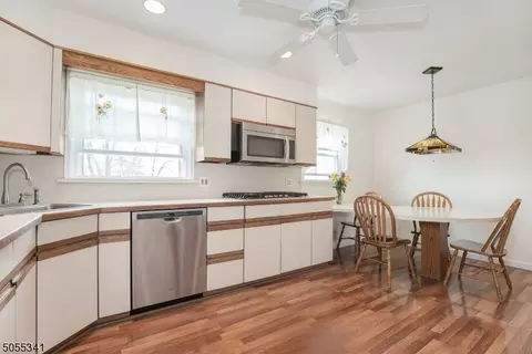 32 Ashburn Rd, Wayne, NJ 07470 photo 18