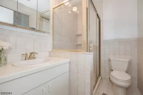 32 Ashburn Rd, Wayne, NJ 07470 photo 14