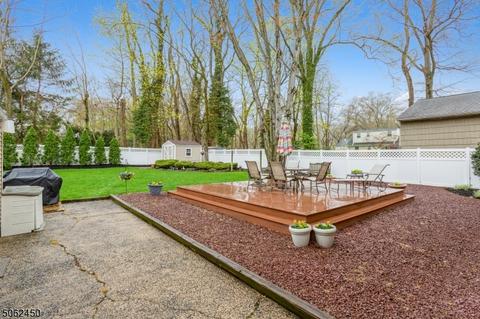 19 Tuttle St, Green Brook, NJ 08812 photo 5