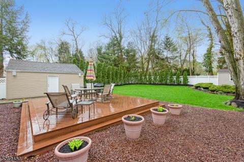 19 Tuttle St, Green Brook, NJ 08812 photo 6