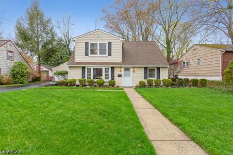 19 Tuttle St, Green Brook, NJ 08812 photo 2