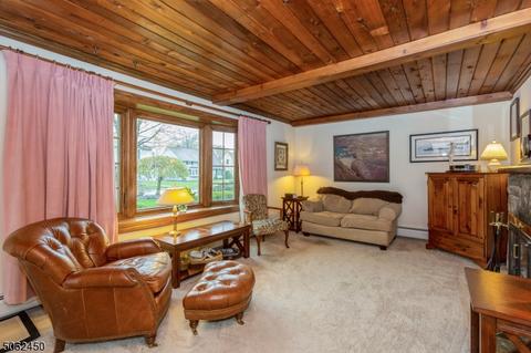 19 Tuttle St, Green Brook, NJ 08812 photo 10