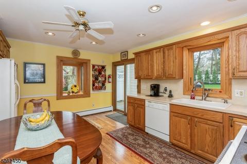 19 Tuttle St, Green Brook, NJ 08812 photo 13