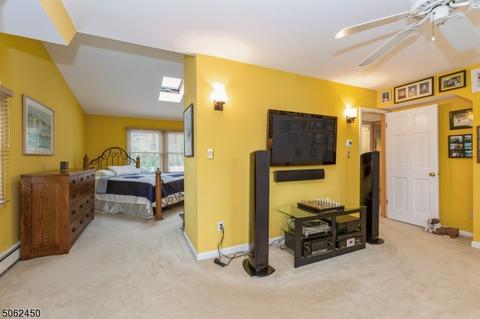 19 Tuttle St, Green Brook, NJ 08812 photo 18
