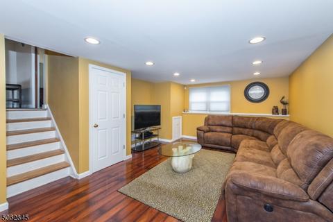 19 Burke Rd, Wayne, NJ 07470 photo 10