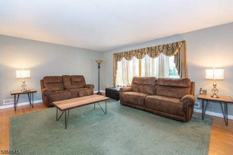 19 Burke Rd, Wayne, NJ 07470 photo 9
