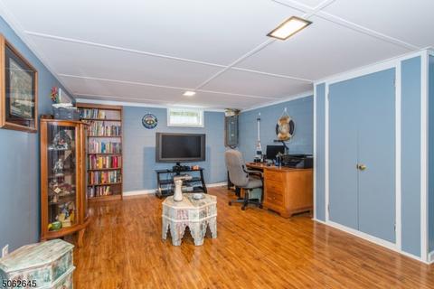19 Burke Rd, Wayne, NJ 07470 photo 16