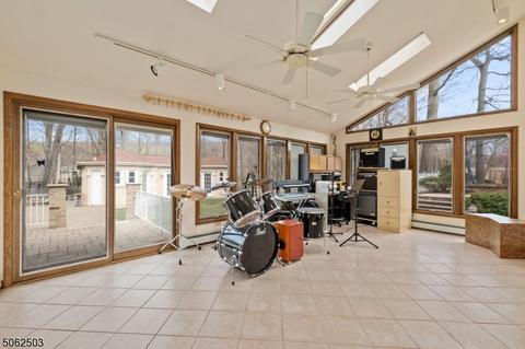 11 Chimney Ln, Wayne, NJ 07470 photo 14
