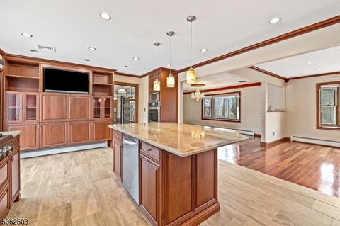 11 Chimney Ln, Wayne, NJ 07470 photo 7