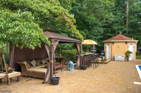 11 Chimney Ln, Wayne, NJ 07470 photo 3