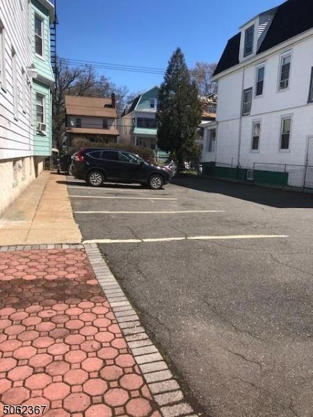 111 Florence Ave, Irvington, NJ 07111 photo 2