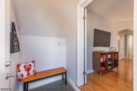 470 Kipp St, Teaneck, NJ 07666 photo 3