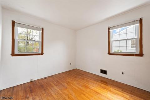 309 Colonial Pl, Plainfield, NJ 07062 photo 18