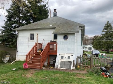556 E Main St, Bridgewater, NJ 08807 photo 2
