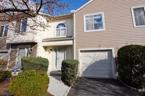 2105 Park Pl, Springfield, NJ 07081 photo 1