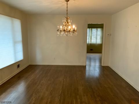 1075 Saddlebrook Rd, Mountainside, NJ 07092 photo 7