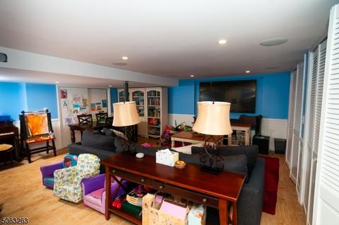 395 Meisel Ave, Springfield, NJ 07081 photo 22