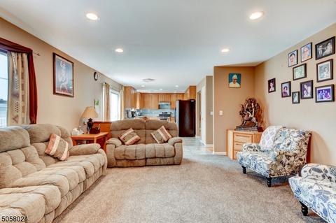 34 Struble Ln, Dover, NJ 07801 photo 12