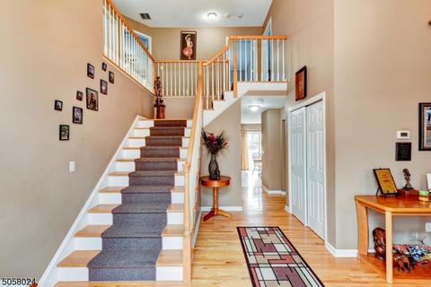 34 Struble Ln, Dover, NJ 07801 photo 2