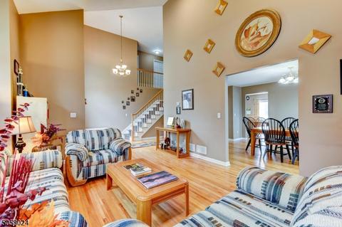 34 Struble Ln, Dover, NJ 07801 photo 5