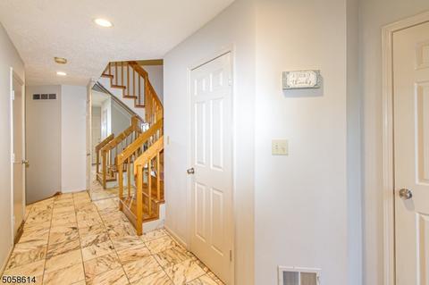 103 Park Pl, Springfield, NJ 07081 photo 2