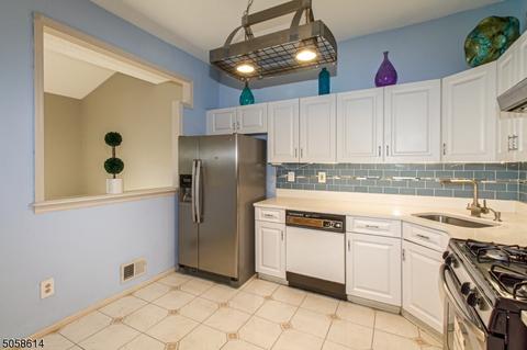 103 Park Pl, Springfield, NJ 07081 photo 6