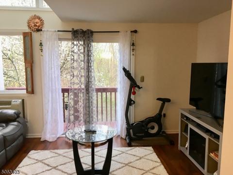 53 Victory Ct, Dover, NJ 07801 photo 3