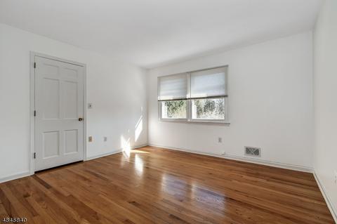 146 Mendham Rd E, Mendham, NJ 07945 photo 15