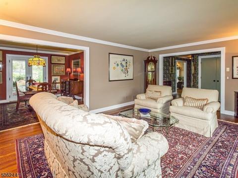 396 Ackerman St, Mountainside, NJ 07092 photo 5