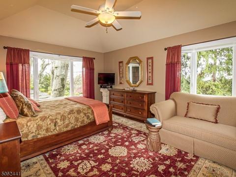 396 Ackerman St, Mountainside, NJ 07092 photo 12