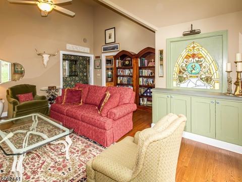 396 Ackerman St, Mountainside, NJ 07092 photo 10