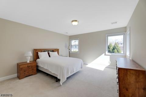 54 Eggers Ct, Summit, NJ 07901 photo 9