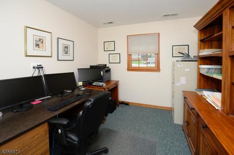 7 Lorenz Pl, Wayne, NJ 07470 photo 8