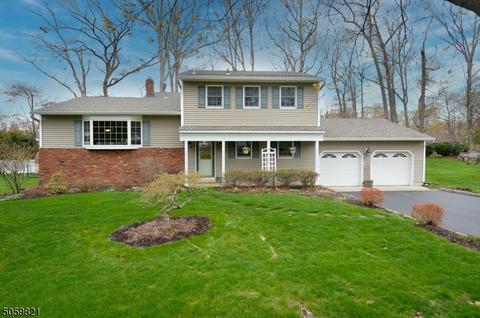 7 Lorenz Pl, Wayne, NJ 07470 photo 1