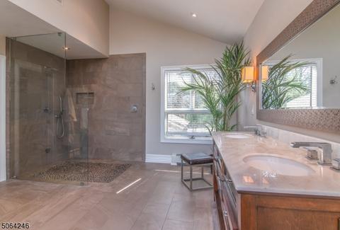 10 Juniper Rd, Wayne, NJ 07470 photo 16