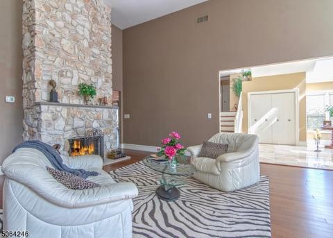 10 Juniper Rd, Wayne, NJ 07470 photo 4