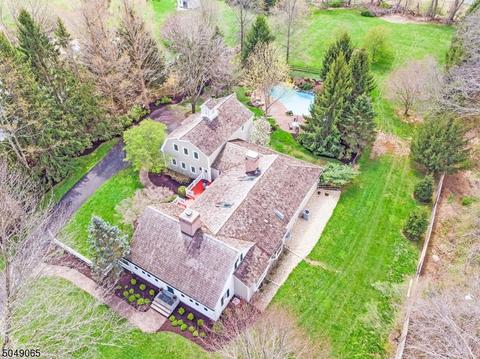 27 Chester Homes For Sale Chester Nj Real Estate Movoto