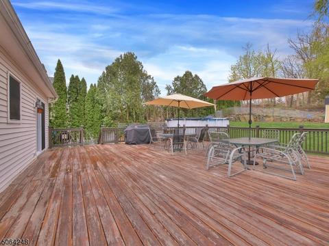 15 Decker Rd, Wanaque Boro, NJ 07420 photo 7