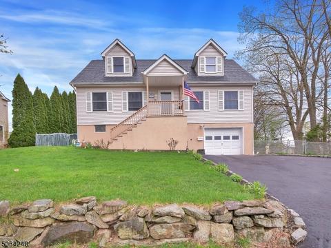15 Decker Rd, Wanaque Boro, NJ 07420 photo 1