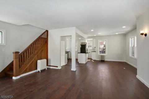 312 E 4th Ave, Roselle, NJ 07203 photo 6