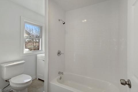 312 E 4th Ave, Roselle, NJ 07203 photo 13