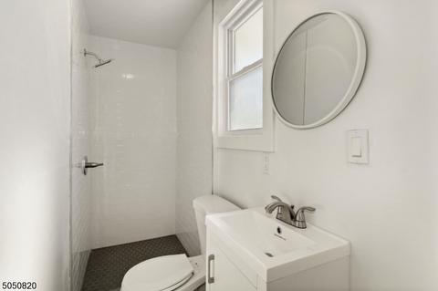 312 E 4th Ave, Roselle, NJ 07203 photo 17
