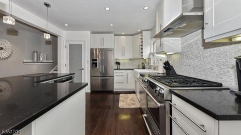 83 Berkley Ct, Wayne, NJ 07470 photo 8