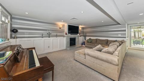 83 Berkley Ct, Wayne, NJ 07470 photo 13