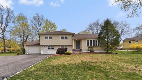 83 Berkley Ct, Wayne, NJ 07470 photo 1